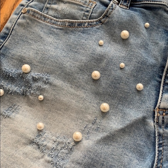 Short - Picture 2 of 2